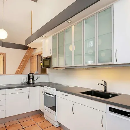 Two-bedroom Holiday In 2 * Stroby