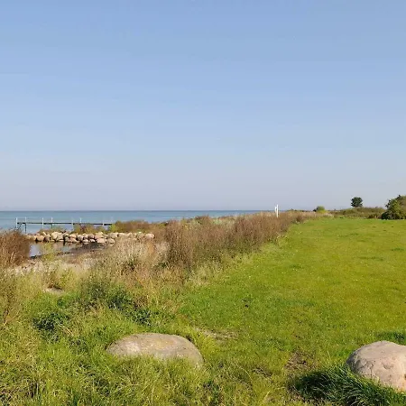 Two-bedroom Holiday In 2 Holiday home *